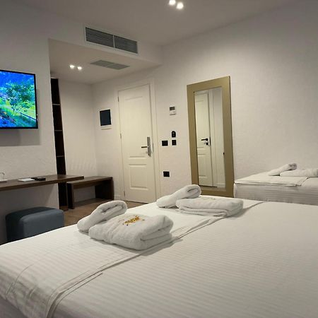 The Queen'S Lion Premium Hotel Sarande Luaran gambar