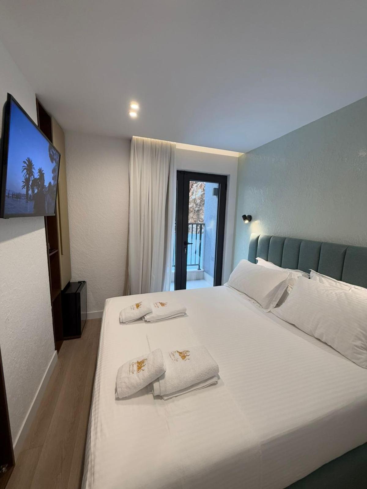 The Queen'S Lion Premium Hotel Sarande Luaran gambar