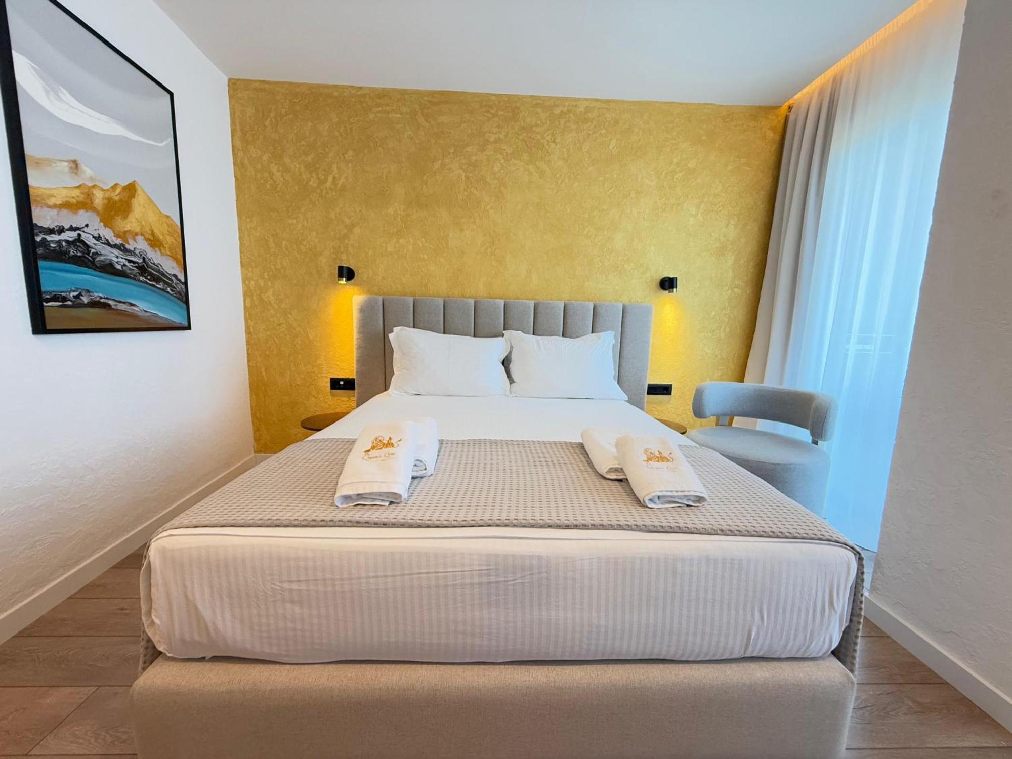 The Queen'S Lion Premium Hotel Sarande Luaran gambar